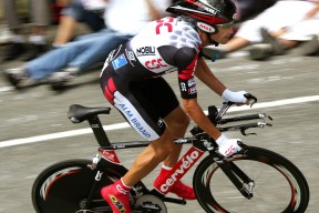 九游电竞平台官网-中国三人女篮强化篮板争夺 保持强硬防守，中国三人组女篮